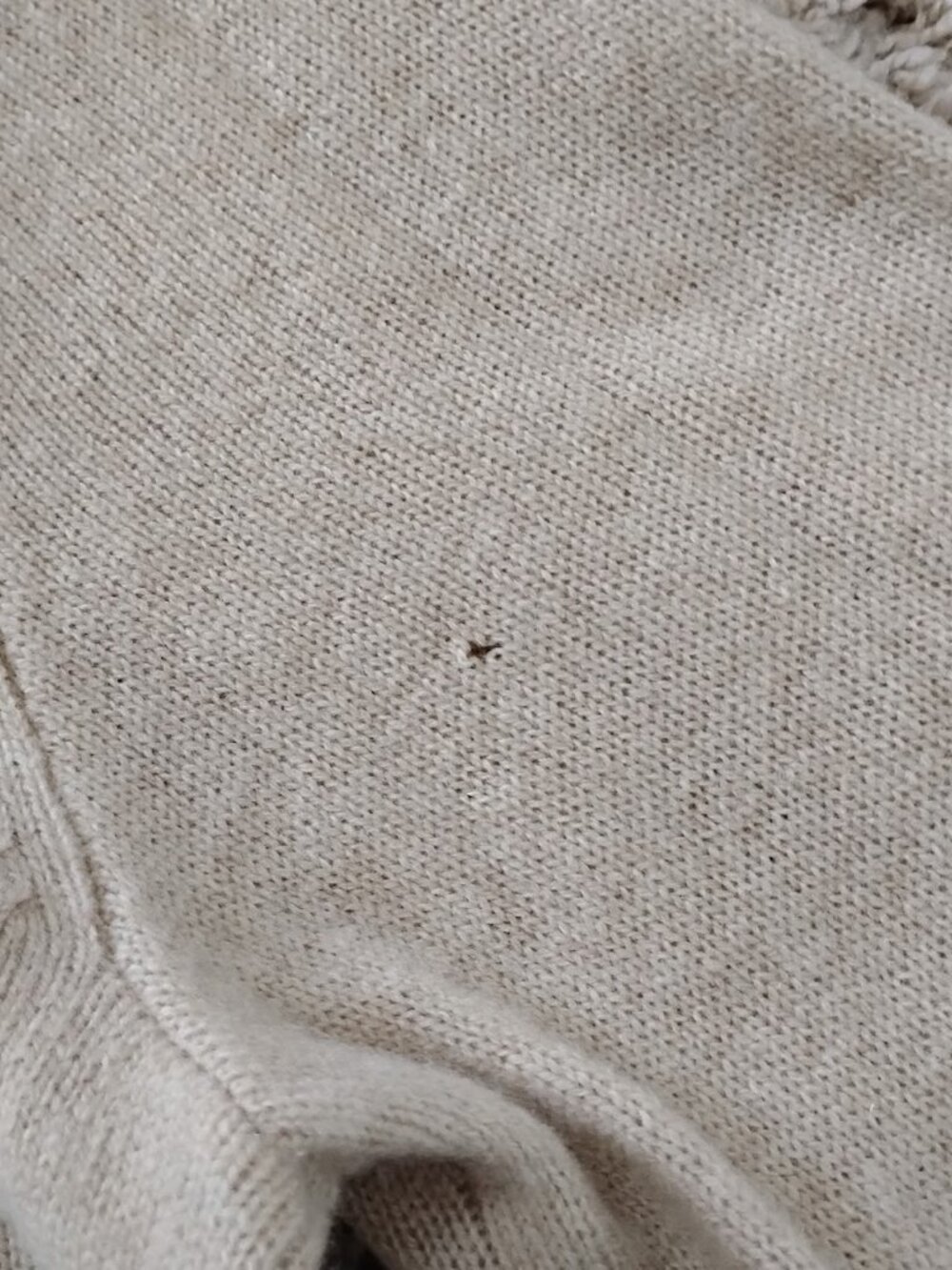 Polo by Ralph Lauren Women's Beige LambsWool Pullover Knit V-Neck Sweater Size M - Picture 5 of 5